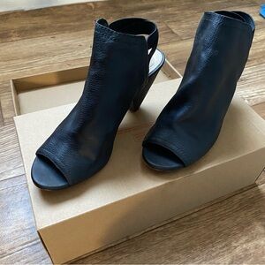 Elegant Black Women's Peep-Toe Ankle Boots
